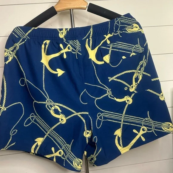 Vineyard Vines Blue and Yellow Anchor Print Men’s Swim ShortsBrand New